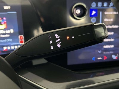 2025 Chevrolet Suburban RST