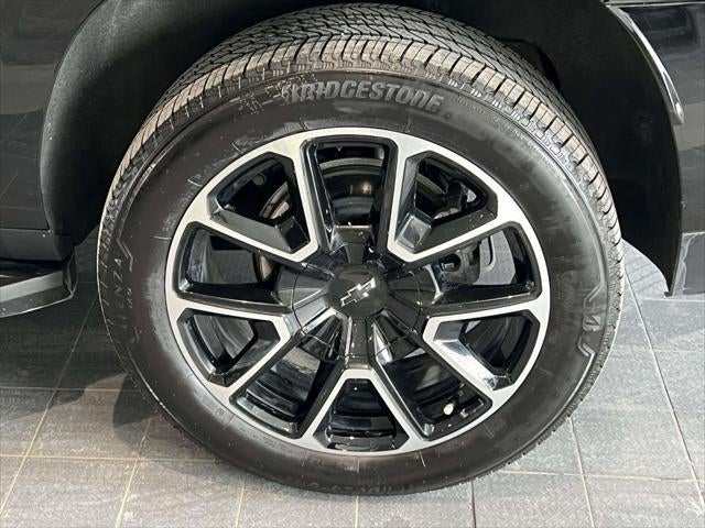 2025 Chevrolet Suburban RST