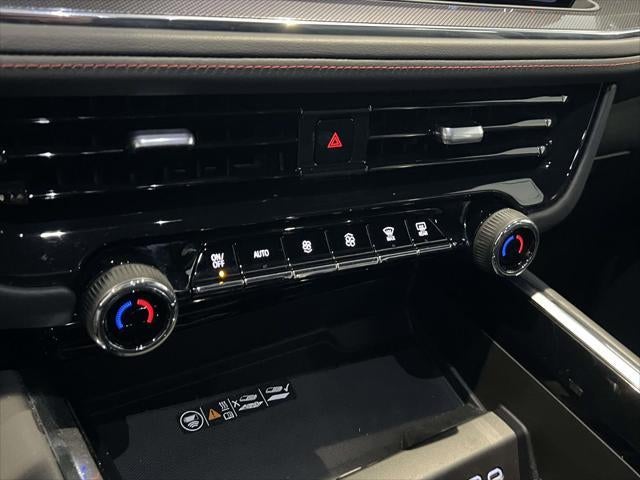 2025 Chevrolet Suburban RST