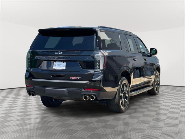 2025 Chevrolet Suburban RST