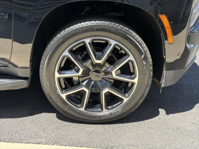2025 Chevrolet Suburban RST