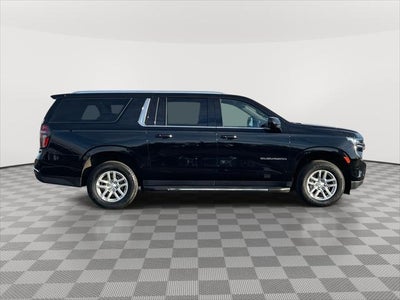 2024 Chevrolet Suburban LT