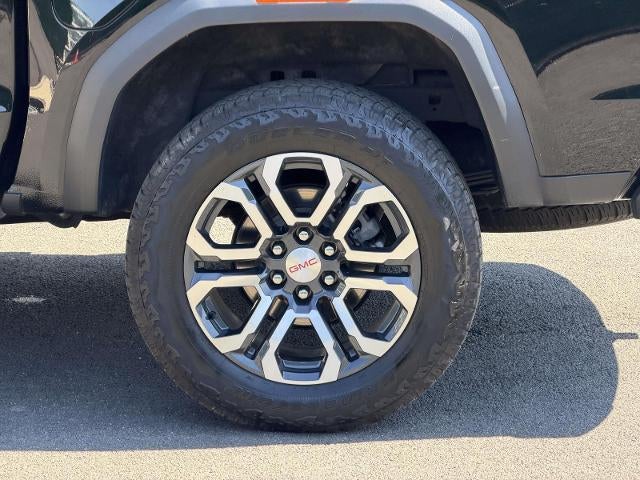 2024 GMC Canyon AT4