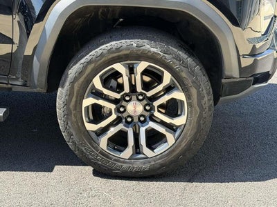 2024 GMC Canyon AT4