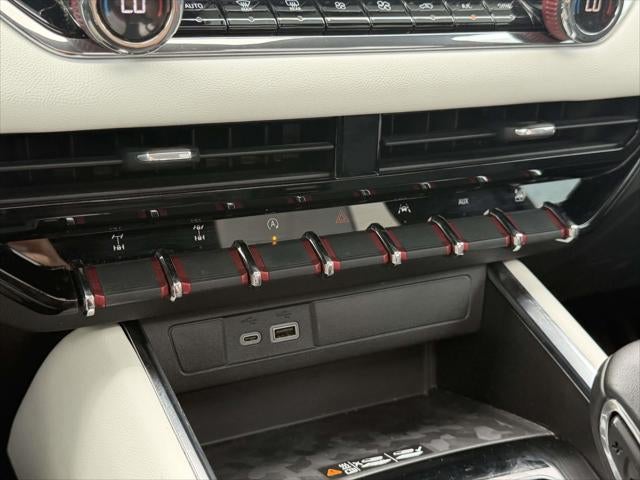 2023 GMC Canyon AT4X