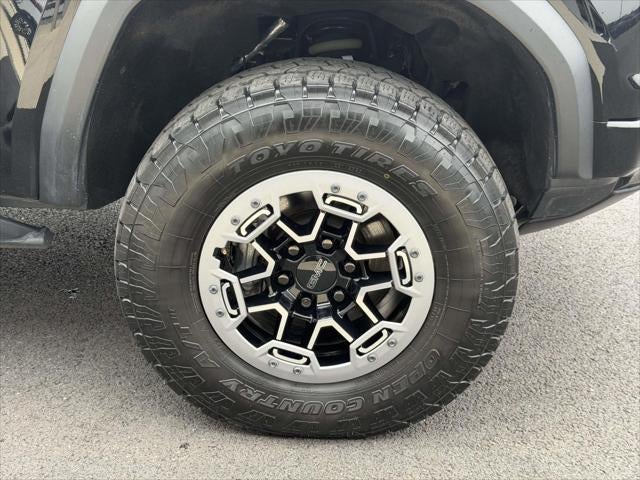 2023 GMC Canyon AT4X