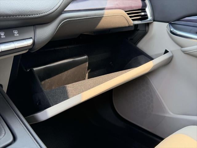 2023 Cadillac XT4 AWD Luxury