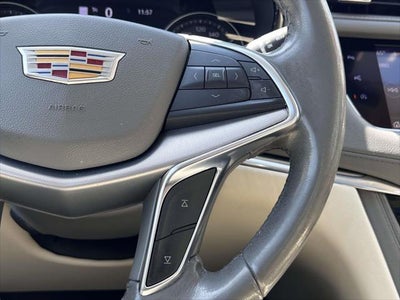 2020 Cadillac XT5 Premium Luxury