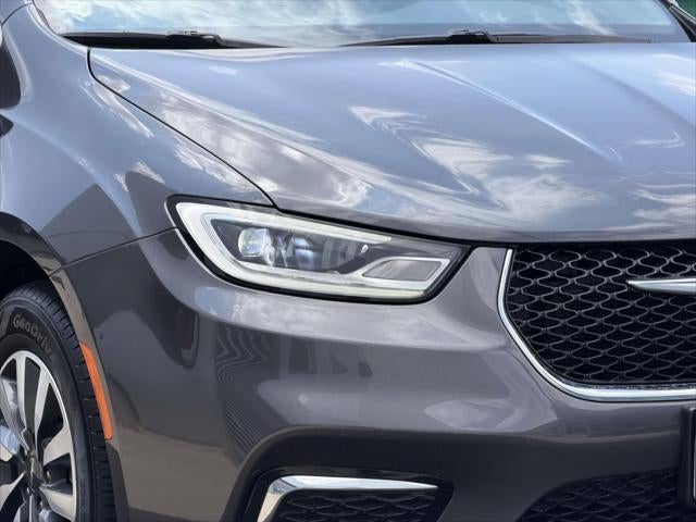 2022 Chrysler Pacifica Hybrid Touring L