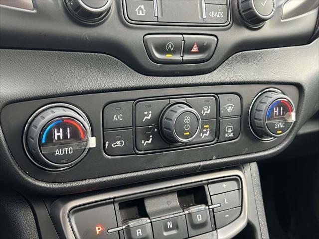 2022 GMC Terrain AT4