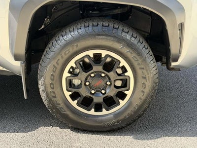 2024 Toyota Tacoma 4WD SR5