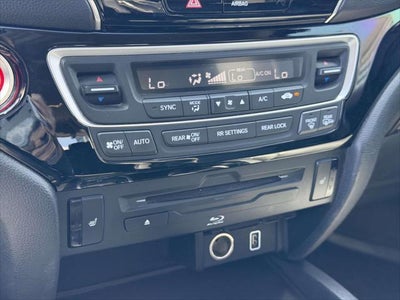 2019 Honda Pilot Touring 8-Passenger