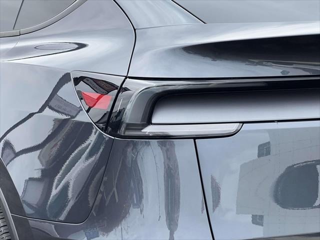 2026 Tesla Model Y Premium