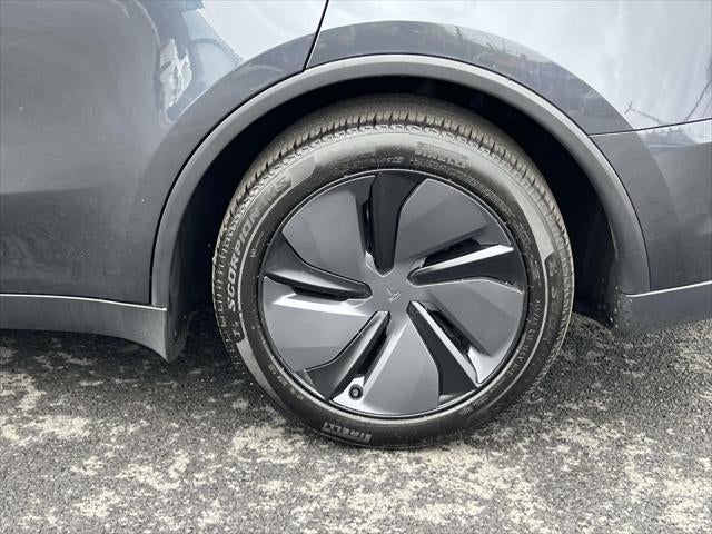 2026 Tesla Model Y Premium