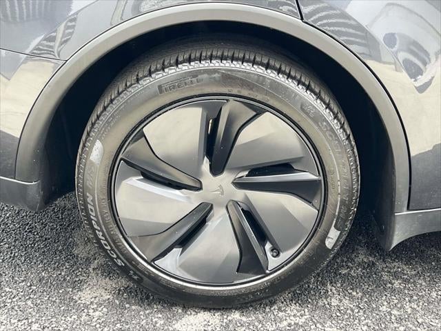 2026 Tesla Model Y Premium