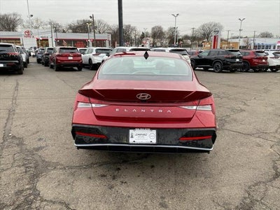 2025 Hyundai Elantra SEL Convenience