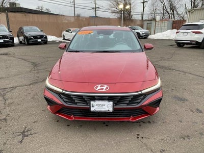 2025 Hyundai Elantra SEL Convenience