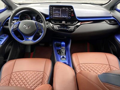 2022 Toyota C-HR XLE