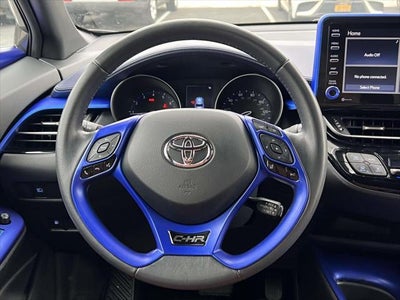 2022 Toyota C-HR XLE