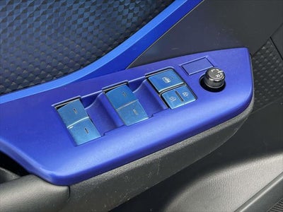 2022 Toyota C-HR XLE