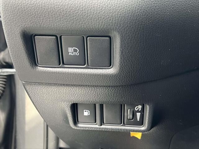 2022 Toyota C-HR XLE