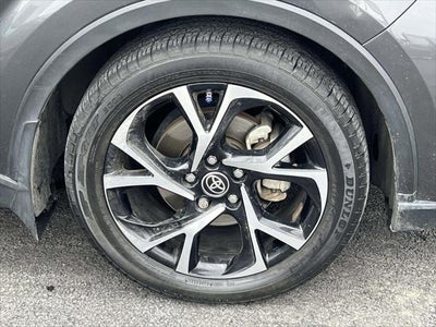 2022 Toyota C-HR XLE