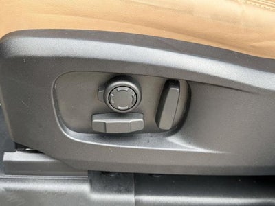 2026 Land Rover Defender X-Dynamic SE