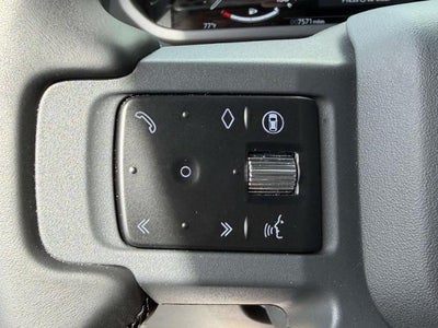 2026 Land Rover Defender X-Dynamic SE