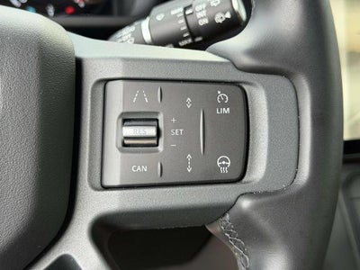 2026 Land Rover Defender X-Dynamic SE