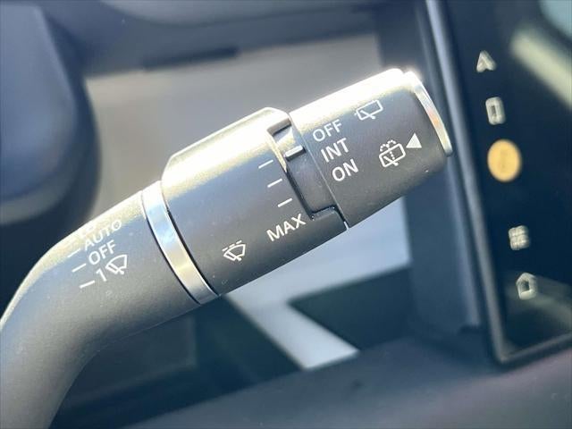 2025 Land Rover Defender S