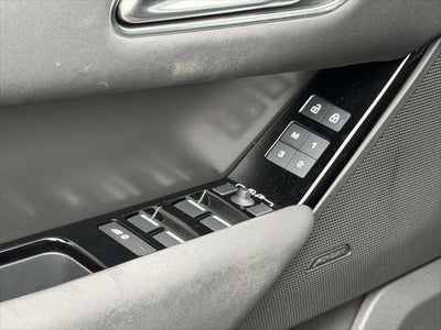 2025 Land Rover Range Rover Velar Dynamic SE