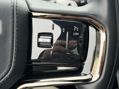 2025 Land Rover Range Rover Velar Dynamic SE