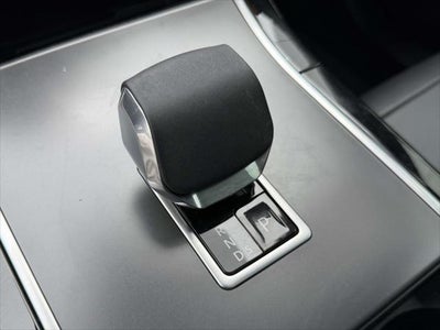 2025 Land Rover Range Rover Velar Dynamic SE