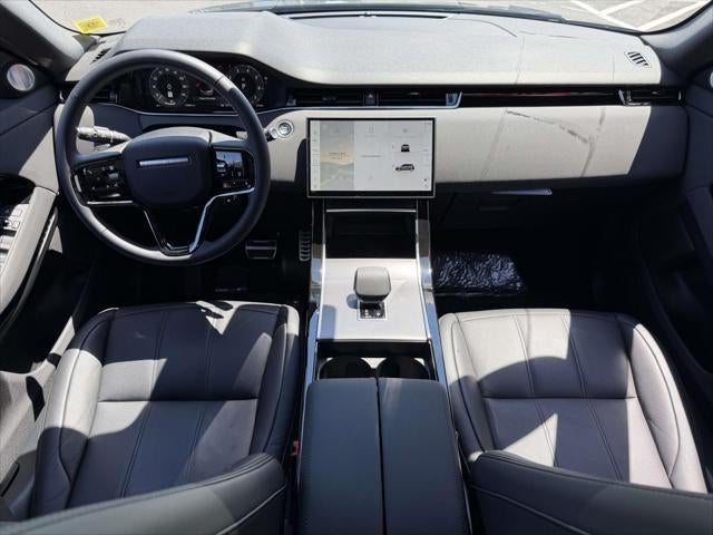 2025 Land Rover Range Rover Evoque Dynamic SE