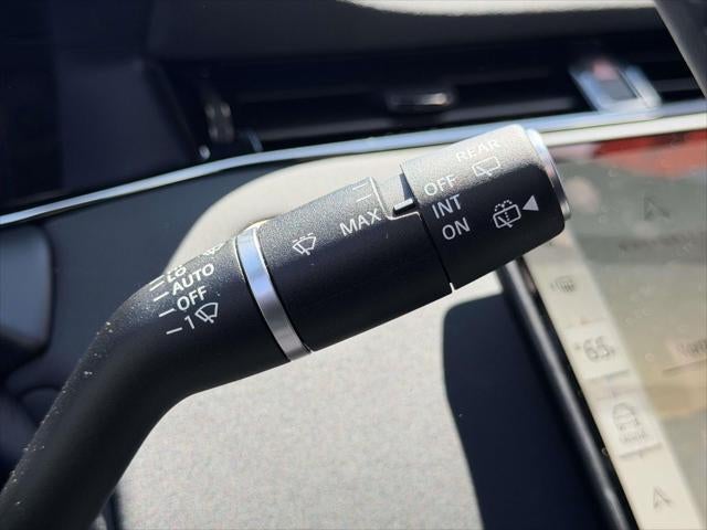 2025 Land Rover Range Rover Evoque Dynamic SE