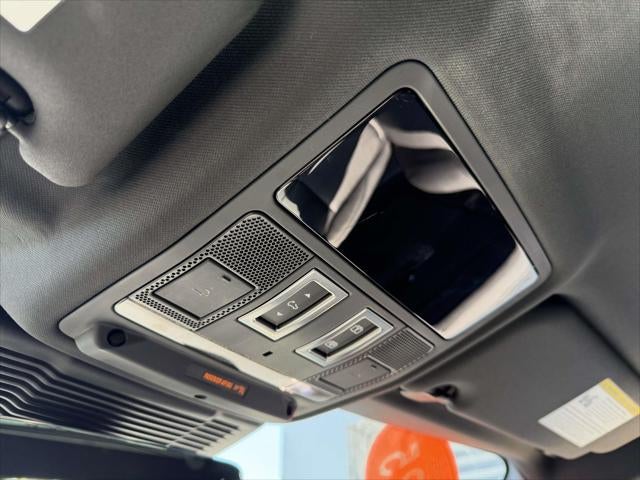 2025 Land Rover Range Rover Evoque Dynamic SE
