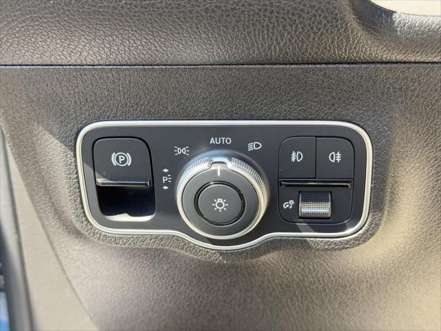 2021 Mercedes-Benz GLB GLB 250