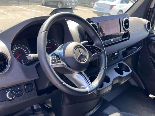 2025 Mercedes-Benz Sprinter Cargo Van Base