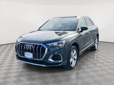 2022 Audi Q3 Premium