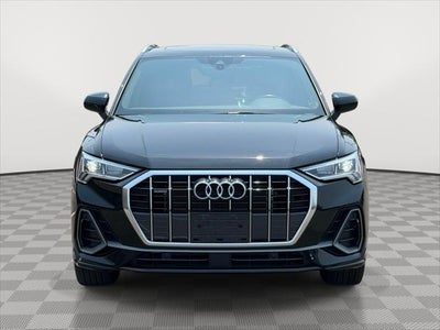 2023 Audi Q3 S line Premium