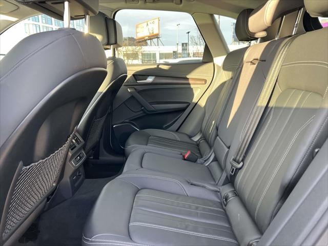 2022 Audi Q5 S line Premium