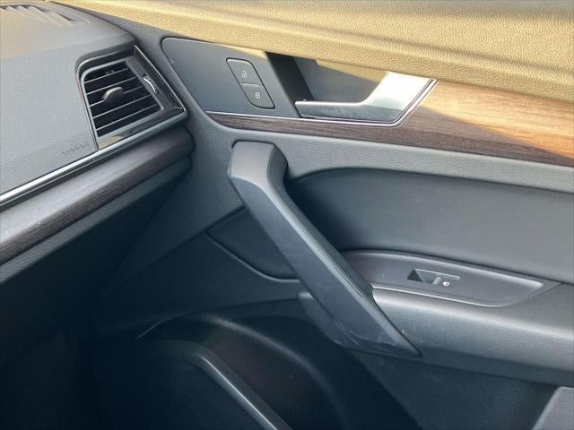 2022 Audi Q5 S line Premium