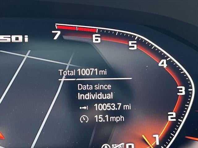 2025 BMW 8 Series M850i